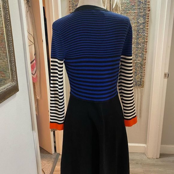 NWOT Eliza Midi Dress - Picture 6 of 9